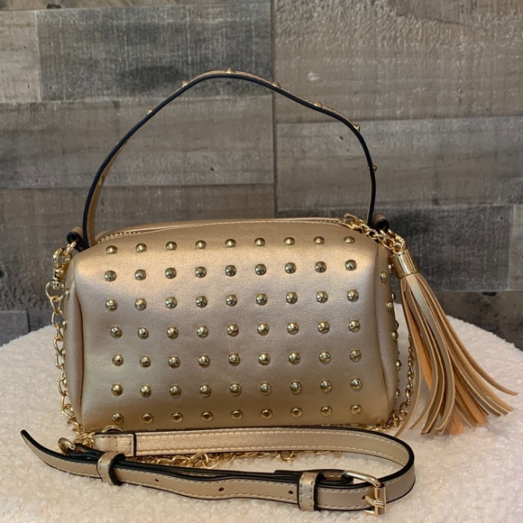 Lovevook Gold Studded Crossbody with tassel - Picture 3 of 16